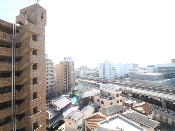 コンフォリア江坂広芝町の物件内観写真